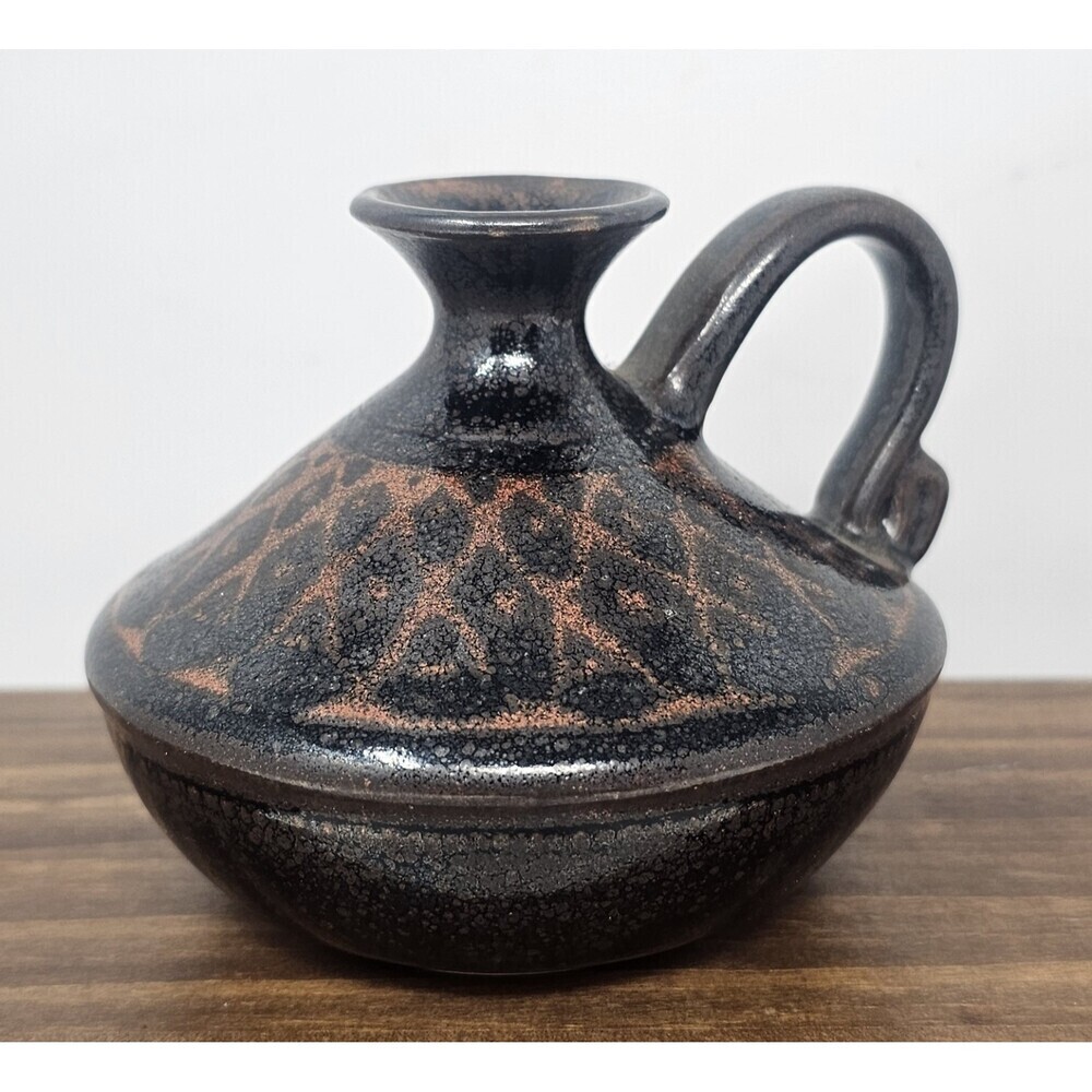 Vintage Artisan Studio Ceramic Clay Pottery Single Stem Bud Holder Signed Vase